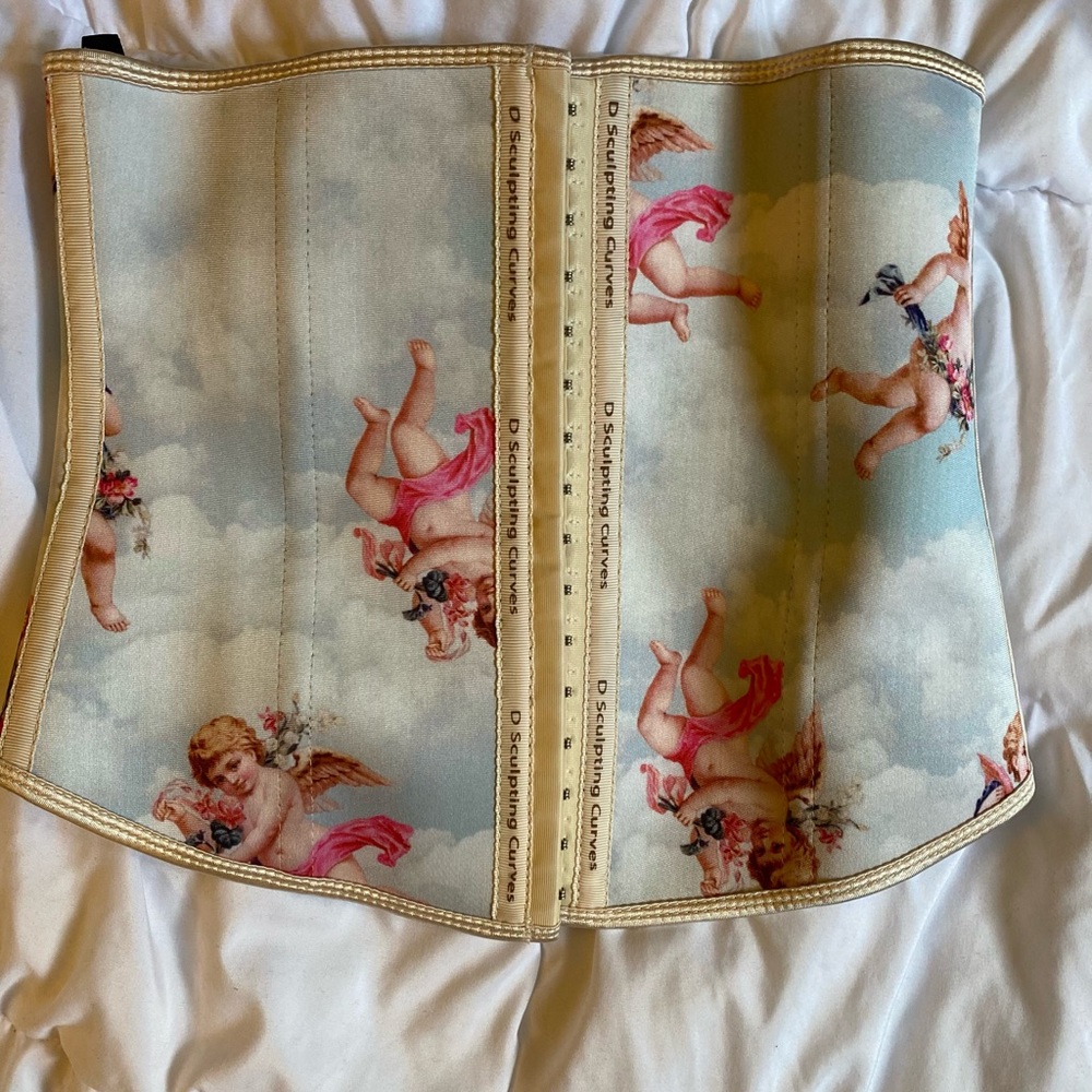 Angelic waist trainer